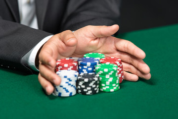 Naklejka premium Poker player going 