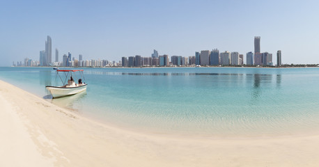 Panorama de la ligne d& 39 horizon d& 39 Abu Dhabi