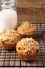 Banana muffins with walnuts and white chocolate