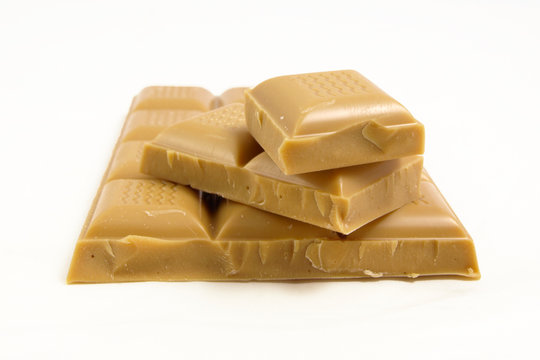 Morceaux de chocolat blond