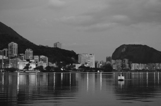 Lagoa e Pedalinho na Lagoa Rodrigo de Freitas