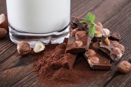 Hazelnut Chocolate with fresh Milk