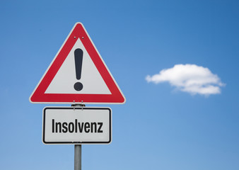 Achtung Schild mit Wolke INSOLVENZ