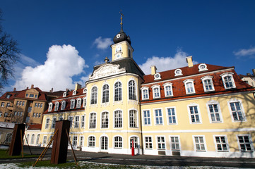 Fototapeta na wymiar Leipzig Gohlis Pałac w zimie