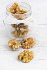 Noci sgusciate - Shelled Walnuts