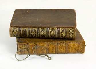 livres anciens (18 ème siècle)