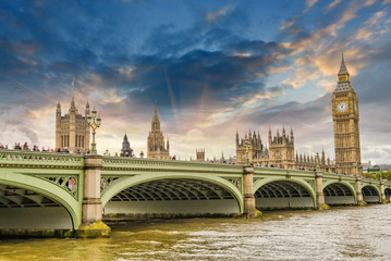 Beautiful London architecture. Houses of Parliament and Westmins © jovannig