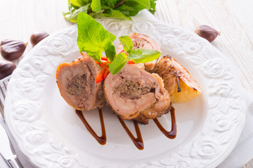 Turkey's beef olive with ham-sweet chestnut filling
