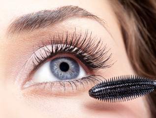 mascara makeup