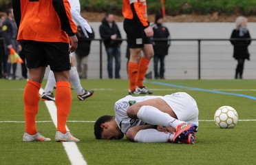 blessure au football © ALAIN VERMEULEN