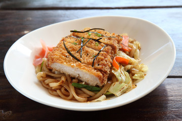 Japanese cuisine, frid noodles Yakisoba