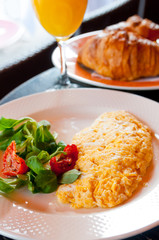omelet with ham