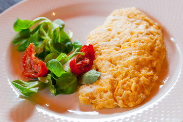 omelet with ham