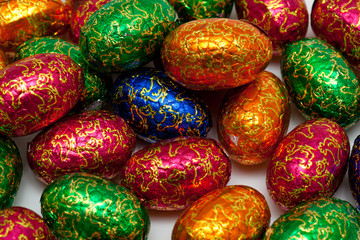 Fototapeta na wymiar wrapped chocolate eggs