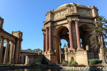 Fototapeta na wymiar Palace of Fine Arts in San Francisco