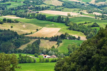 Fototapeta na wymiar Panoramiczny widok Pellegrino Parmense. Emilia-Romania. Włochy.