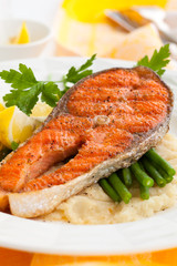 salmon with vegetables