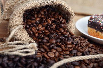 Roasted coffee beans