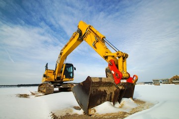 Bagger im Schnee