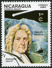 NICARAGUA- 1985: shows Edmond Halley (1656-1742), Halley's Comet