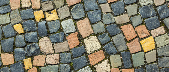 pattern of cobble stone at the sidewalk