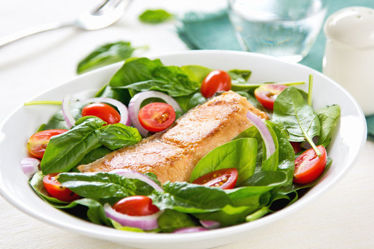 Salmon with Spinach salad