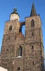 Fototapeta na wymiar Türme von St Nikołaj i Jüterbog