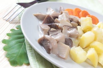 dinner with mushrooms (boletus)