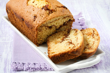 Cinnamon raisin bread