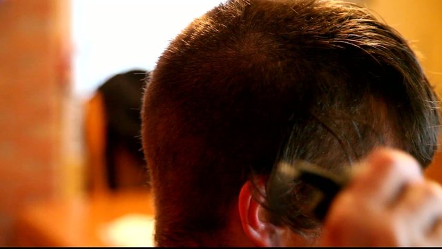 T&ecirc;te ras&eacute;e