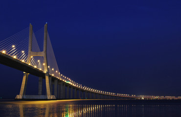 Fototapeta na wymiar Most Vasco da Gama
