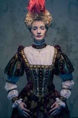 Obraz premium Haughty queen in royal dress