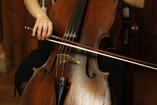 Cello and fiddlestick
