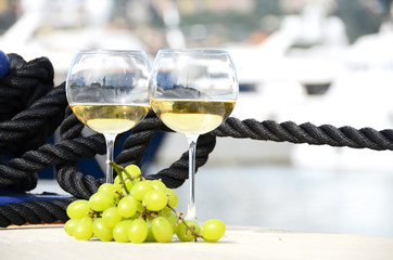 Pair of wineglasses and grapes