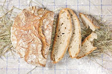 Pain de campagne en tranches