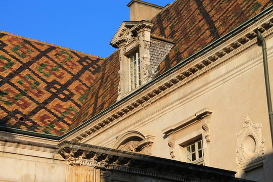 Toits polychromes bourguignon