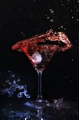 Abwaschbare Fototapete Spritzendes Wasser Cocktailspritzer