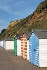 Fototapeta na wymiar Colorful Beach Huts w Seaton, Devon, Wielka Brytania.