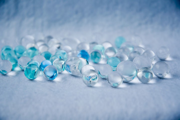 透明なガラス玉