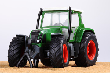 Obraz premium grüner Traktor 2