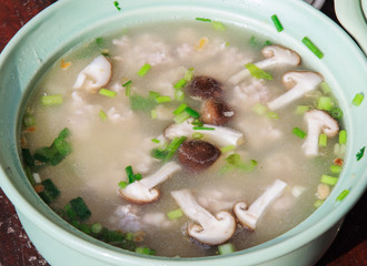 Thai gruel with mushroom