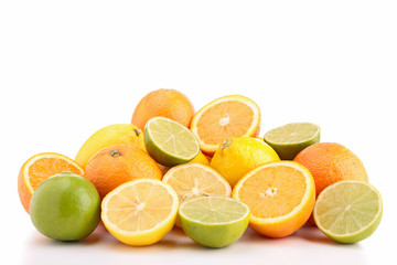 Fototapeta na wymiar heap pomarańczowy, zielony i żółty cytryna