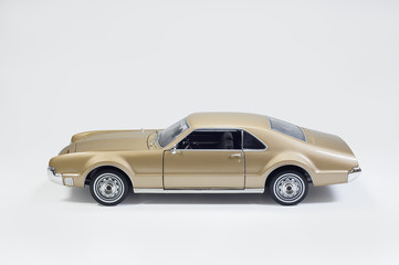 klasik araba  tornado 66