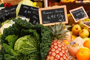 Fruits and vegetables on market with price