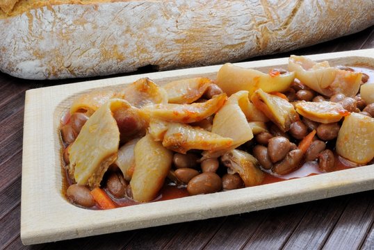 Fagioli con le cotiche