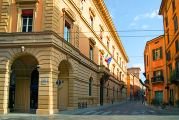 Fototapeta na wymiar Włochy, Bologna Azeglio old street