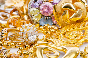 Large collection of gold jewellery