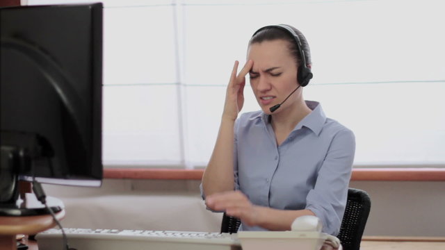Call center operator having headache