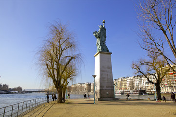 statue de la Liberté, île des Cygnes, Paris