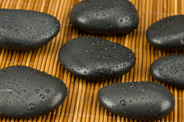 Kamienie bazaltowe